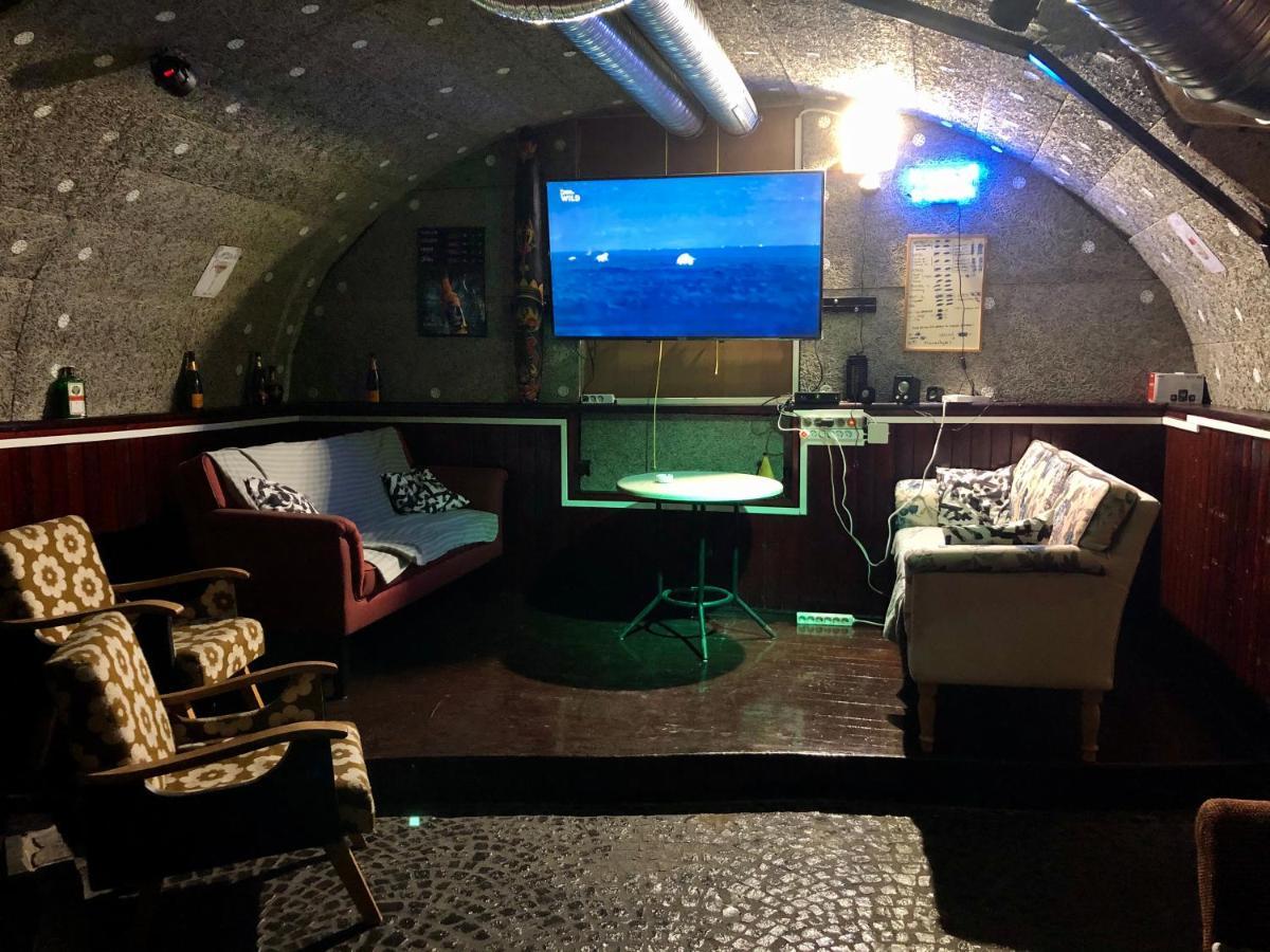 Whole Basement Former Pub 5 For Stag Do Budapest Exterior photo